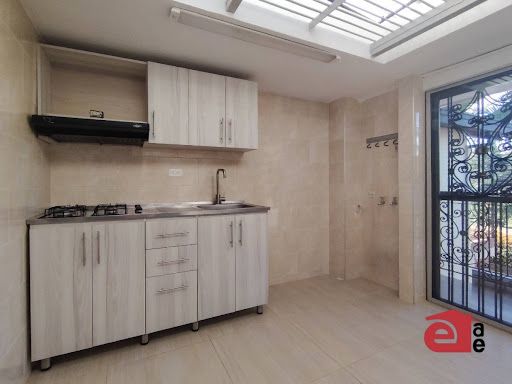 Casa en arriendo Antioquia Rionegro El Porvenir 70 m2 Habitaciones 4 Baños 2 Garajes 1 Precio $2900000