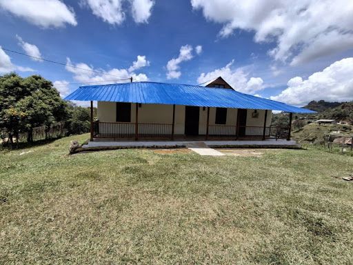Finca en arriendo Antioquia Rionegro Rionegro 160 m2 Habitaciones 3 Baños 2 Garajes 1 Precio $3700000