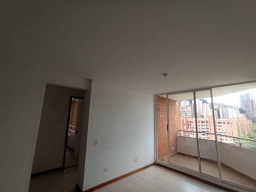 Apartamento en arriendo Antioquia Medellín Castropol 72 m2 Habitaciones 2 Baños 2 Garajes 1 Precio $3100000