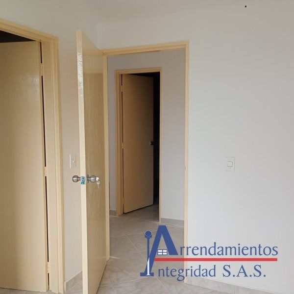 Apartamento en arriendo Antioquia Medellín Rosales 70 m2 Habitaciones 3 Baños 2 Garajes 0 Precio $2550000