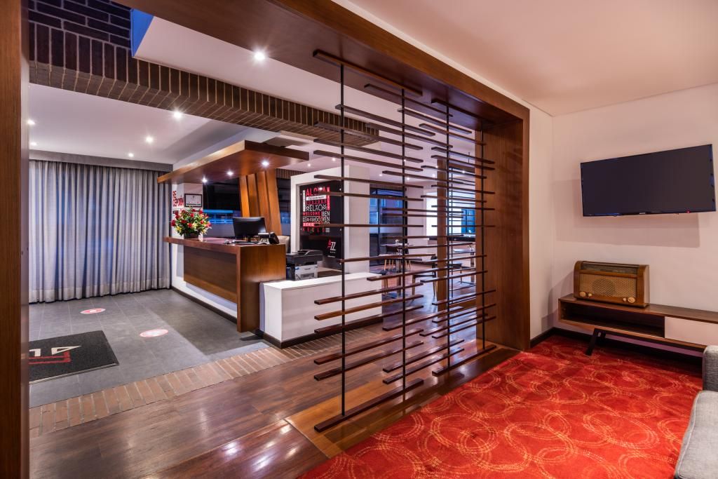 Edificio en venta Cundinamarca Bogotá Quinta Paredes 1200 m2 Habitaciones 15 Baños 10 Garajes 0 Precio $12500000000