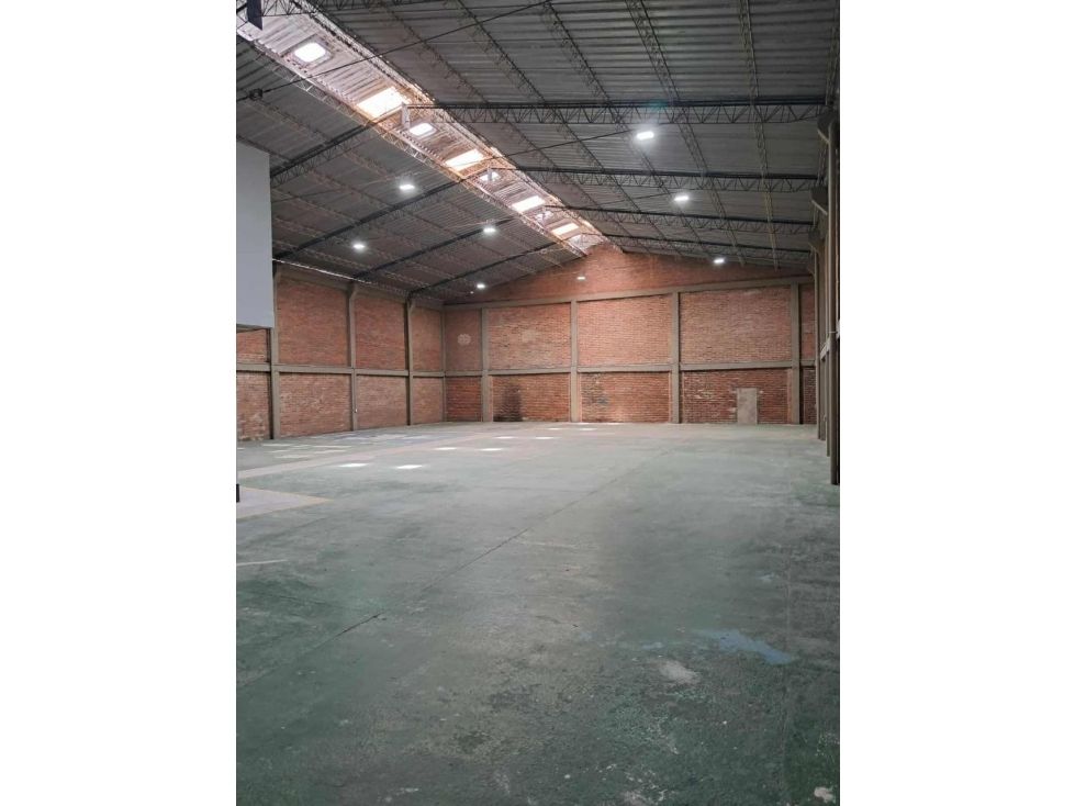 Bodega en arriendo Santander Bucaramanga Centro 710 m2 Habitaciones 0 Baños 1 Garajes 0 Precio $14000000
