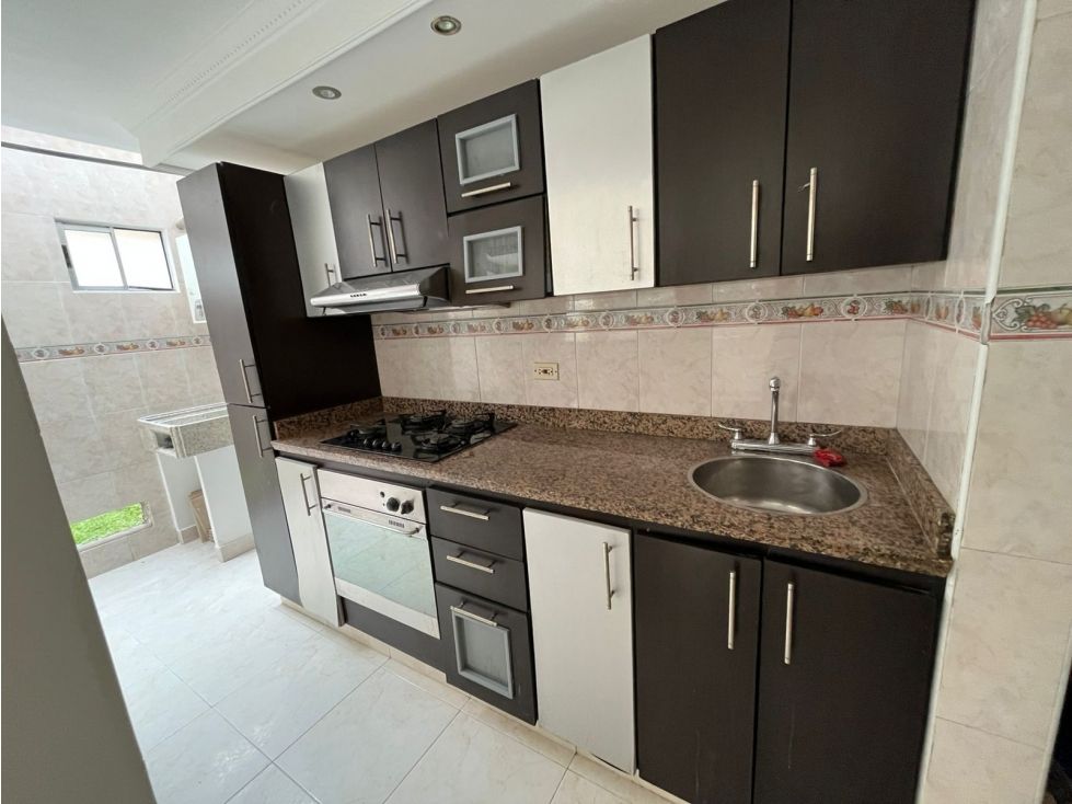 Casa en venta Cundinamarca Bogotá El Pino 83 m2 Habitaciones 3 Baños 2 Garajes 1 Precio $380000000