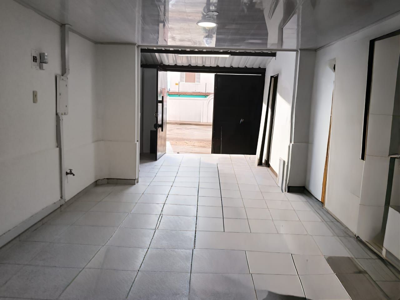 Local en arriendo Cundinamarca Bogotá Marsella 40 m2 Habitaciones 0 Baños 1 Garajes 0 Precio $2600000