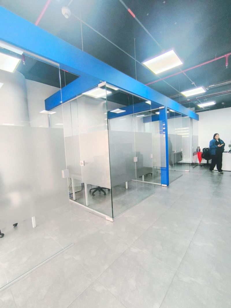 Oficina en venta Cundinamarca Bogotá Santa Rosa 118 m2 Habitaciones 0 Baños 0 Garajes 2 Precio $1350000000