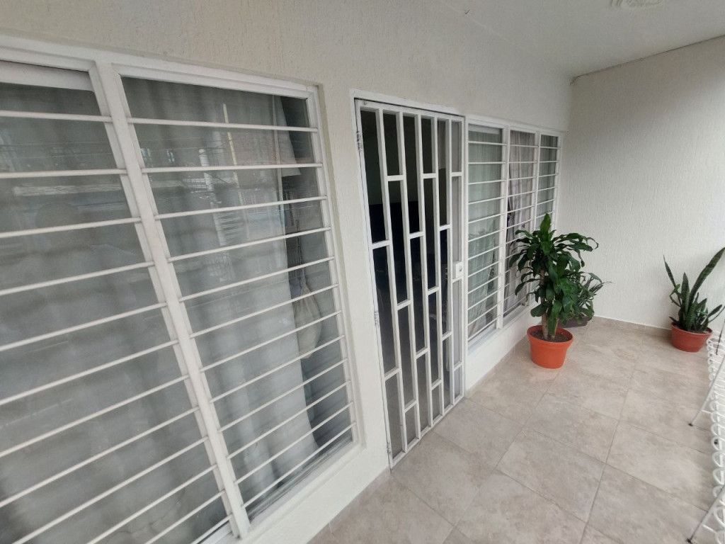 Casa en venta Valle Del Cauca Cali Ricardo Balcazar 216 m2 Habitaciones 6 Baños 2 Garajes 0 Precio $340000000