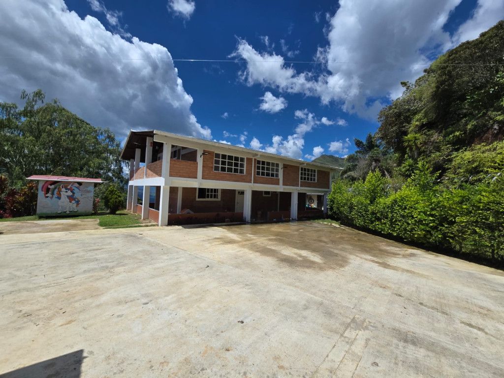 Finca en venta Antioquia Barbosa El Progreso 4700 m2 Habitaciones 6 Baños 4 Garajes 8 Precio $850000000