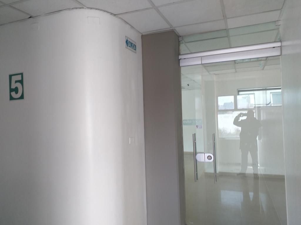 Oficina en arriendo Cundinamarca Bogotá Olaya 200 m2 Habitaciones 0 Baños 0 Garajes 2 Precio $10358954