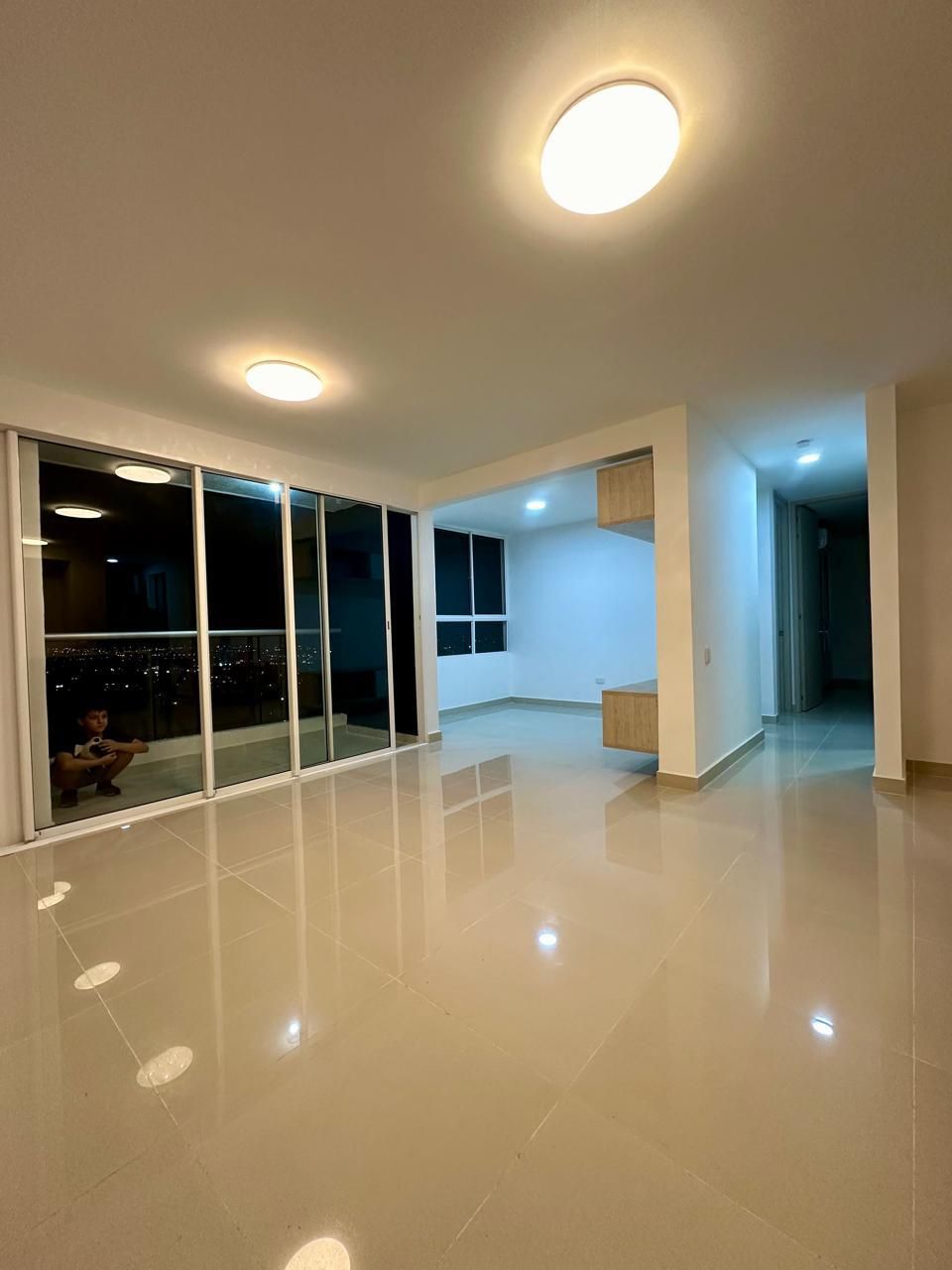 Apartamento en venta Valle Del Cauca Cali Santa Isabel 87 m2 Habitaciones 2 Baños 3 Garajes 1 Precio $595000000