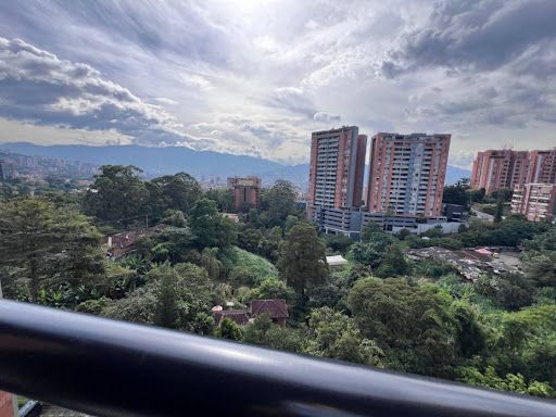 Apartamento en venta Antioquia Envigado La Inmaculada 94 m2 Habitaciones 3 Baños 2 Garajes 1 Precio $800000000