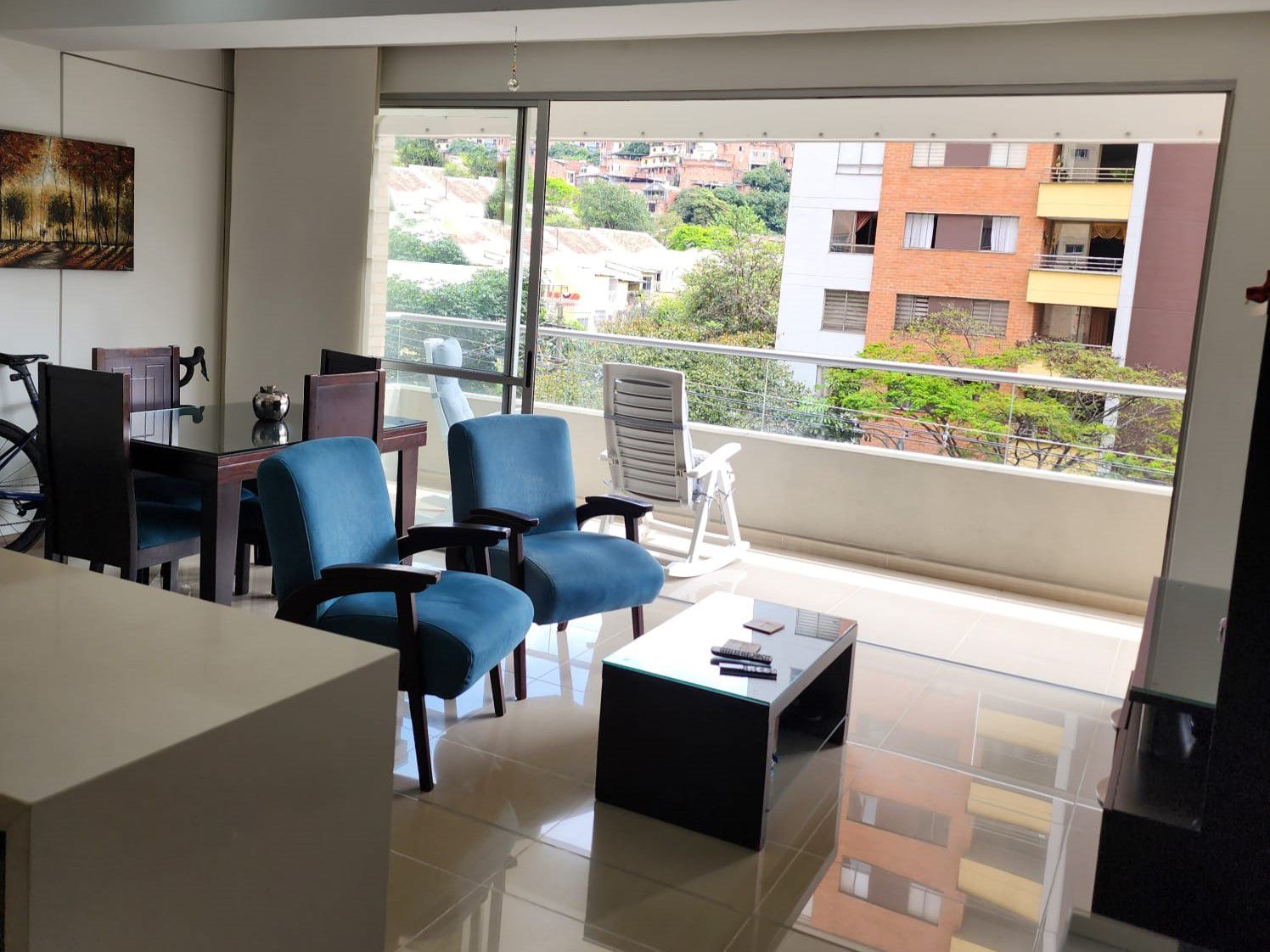 Apartamento en venta Antioquia Medellín Ferreni 113 m2 Habitaciones 3 Baños 4 Garajes 2 Precio $965000000