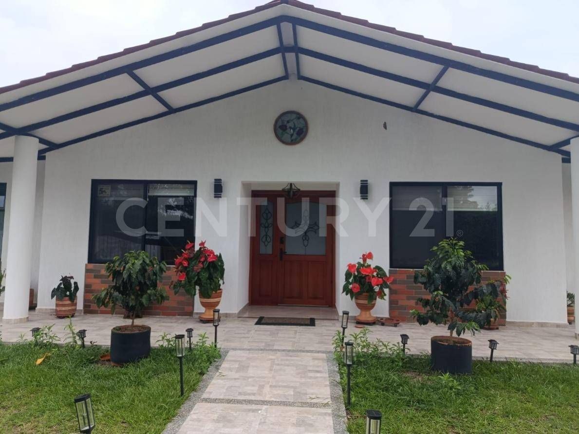 Finca en venta Quindío Quimbaya Quimbaya 350 m2 Habitaciones 3 Baños 3 Garajes 2 Precio $1600000000