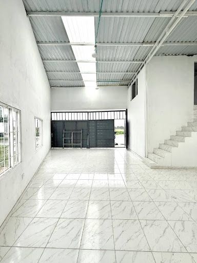 Local en arriendo Cundinamarca Bogotá Hb 100 m2 Habitaciones 0 Baños 0 Garajes 0 Precio $4000000