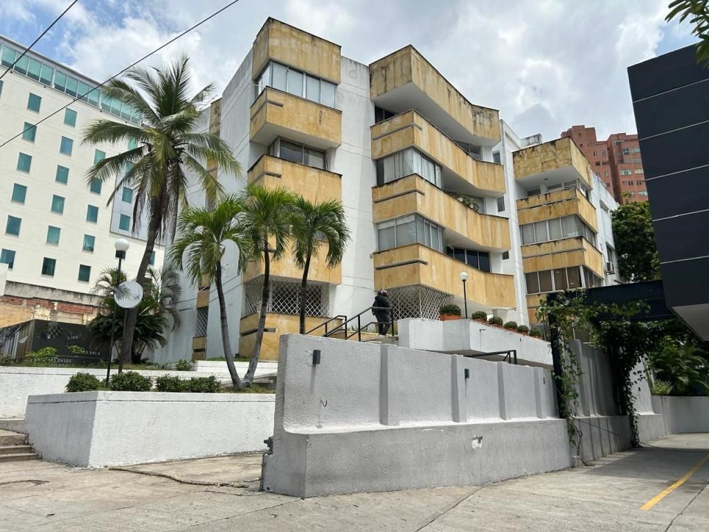 Edificio en venta Atlántico Barranquilla Altos Del Prado 1571 m2 Habitaciones 24 Baños 24 Garajes 9 Precio $3400000000