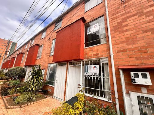 Casa en arriendo Cundinamarca Bogotá El Dorado 47 m2 Habitaciones 2 Baños 2 Garajes 0 Precio $1250000