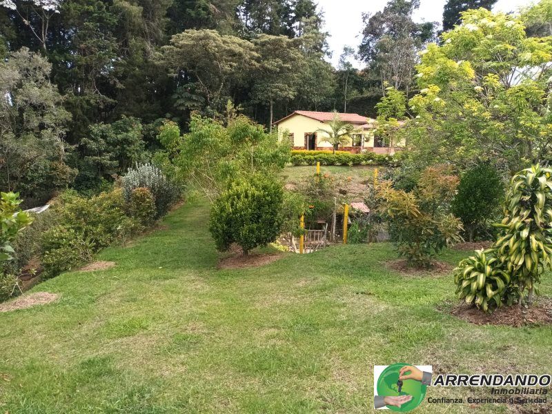 Casa en arriendo Antioquia Guarne Centro 70 m2 Habitaciones 2 Baños 2 Garajes 1 Precio $2600000