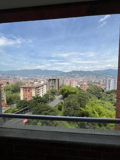 Apartamento en arriendo Antioquia Envigado El Esmeraldal 70 m2 Habitaciones 2 Baños 2 Garajes 1 Precio $3600000