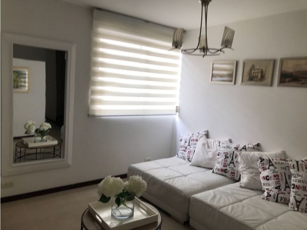 Apartaestudio en arriendo Valle Del Cauca Cali Versalles 32 m2 Habitaciones 1 Baños 1 Garajes 1 Precio $1700000