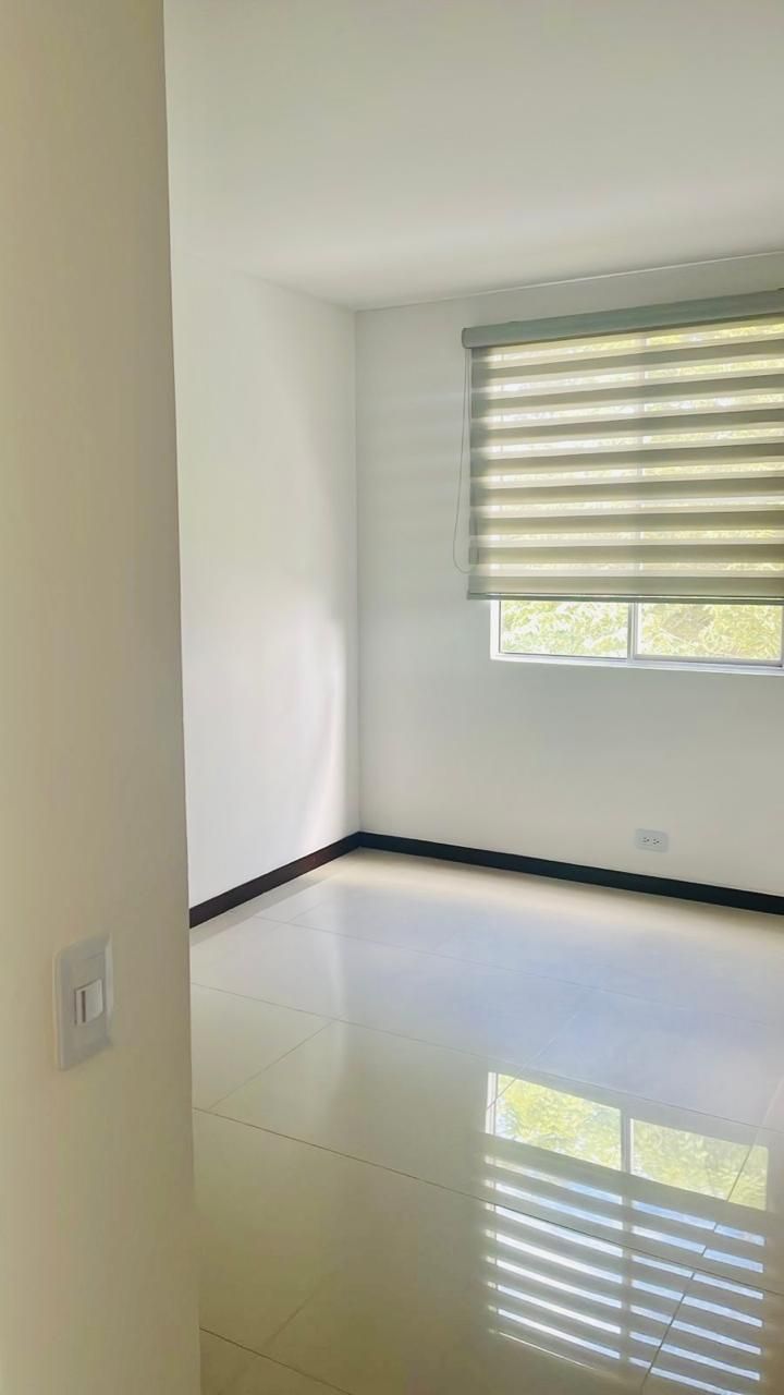 Apartamento en venta Valle Del Cauca Cali Parcelaciones Pance 120 m2 Habitaciones 3 Baños 4 Garajes 2 Precio $650000000