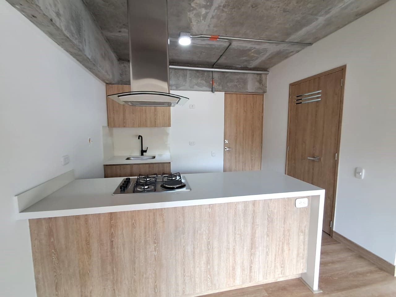 Apartamento en arriendo Antioquia El Retiro El Retiro 50 m2 Habitaciones 1 Baños 2 Garajes 1 Precio $2750000