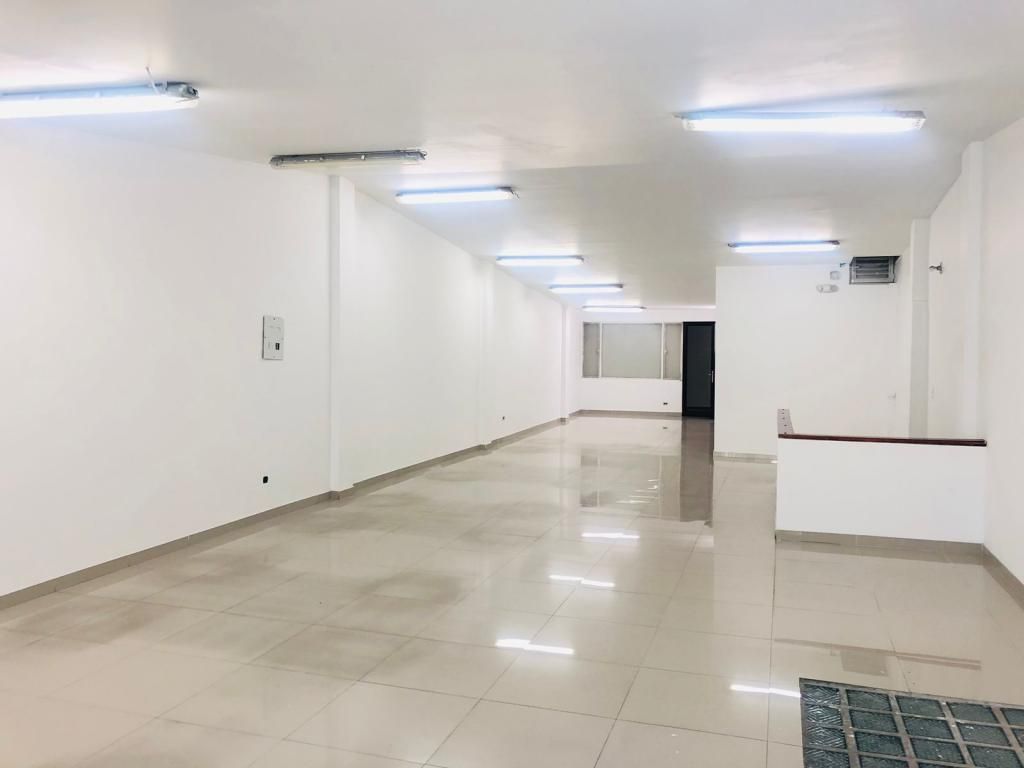 Bodega en venta Cundinamarca Bogotá Santa Maria 457 m2 Habitaciones 0 Baños 2 Garajes 0 Precio $2200000000