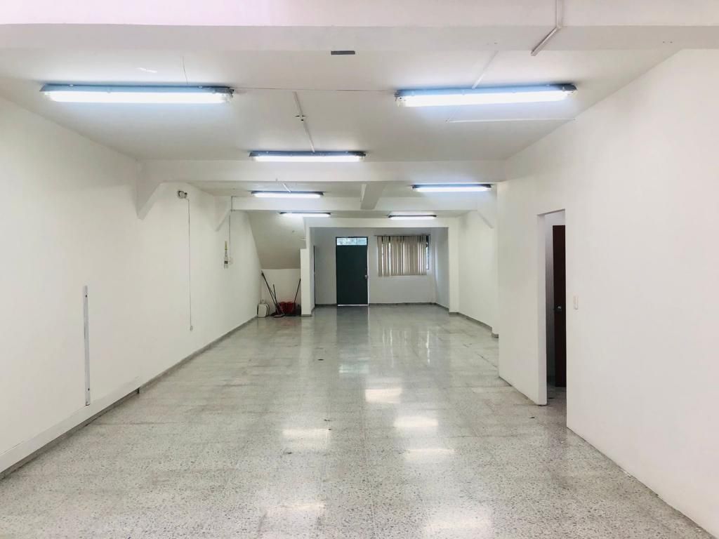 Oficina en venta Cundinamarca Bogotá Santa Maria 457 m2 Habitaciones 0 Baños 2 Garajes 0 Precio $2200000000