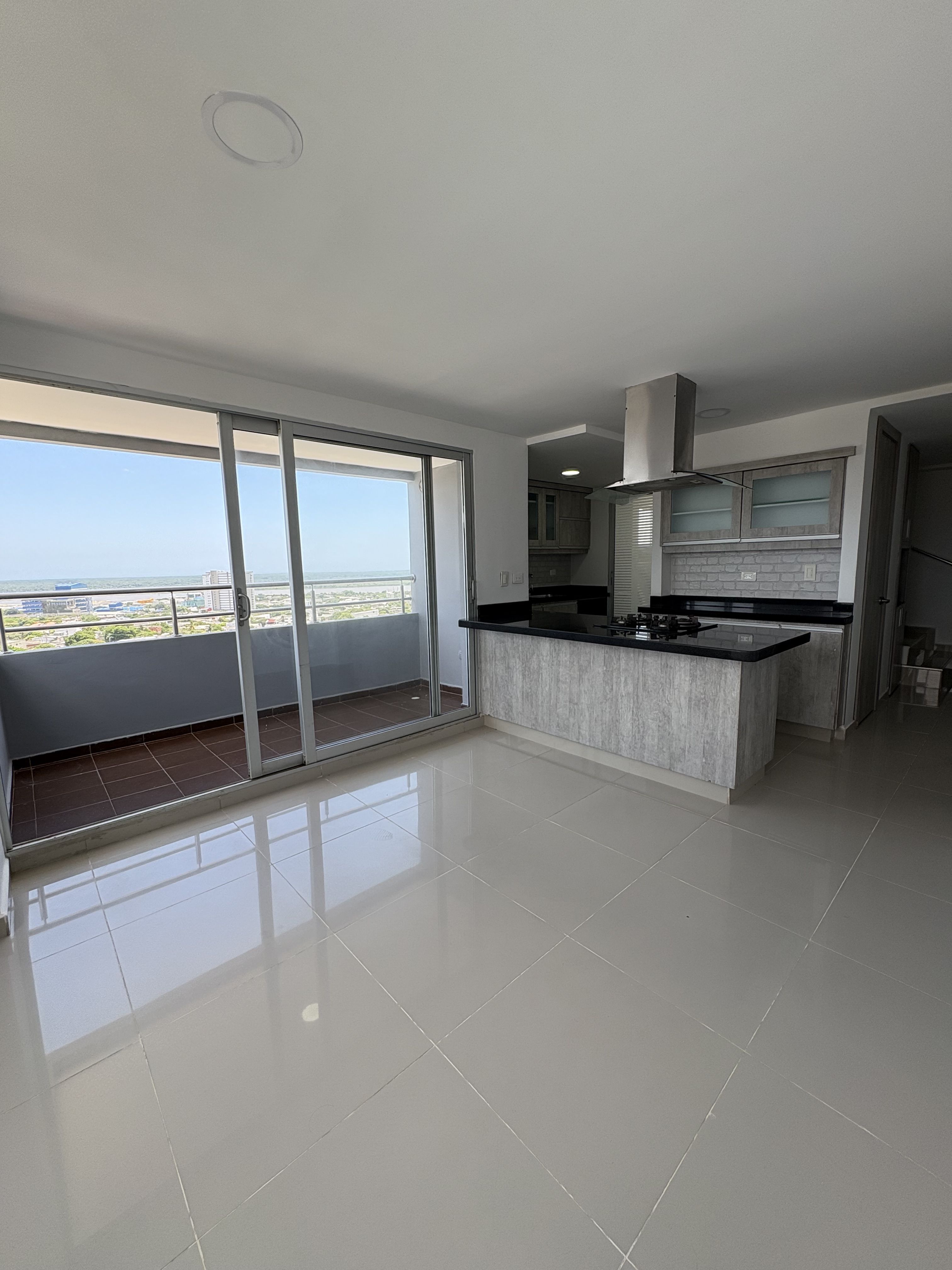 Apartamento en venta Atlántico Barranquilla Paraiso 93 m2 Habitaciones 2 Baños 3 Garajes 1 Precio $400000000