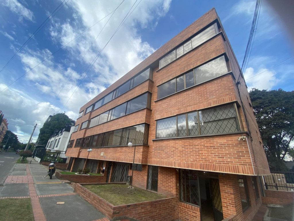 Apartaestudio en venta Cundinamarca Bogotá Los Cedros 46 m2 Habitaciones 1 Baños 2 Garajes 1 Precio $290000000