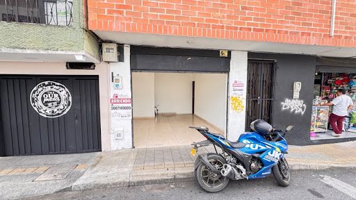 Local en arriendo Antioquia Envigado La Paz 20 m2 Habitaciones 0 Baños 1 Garajes 0 Precio $1800000