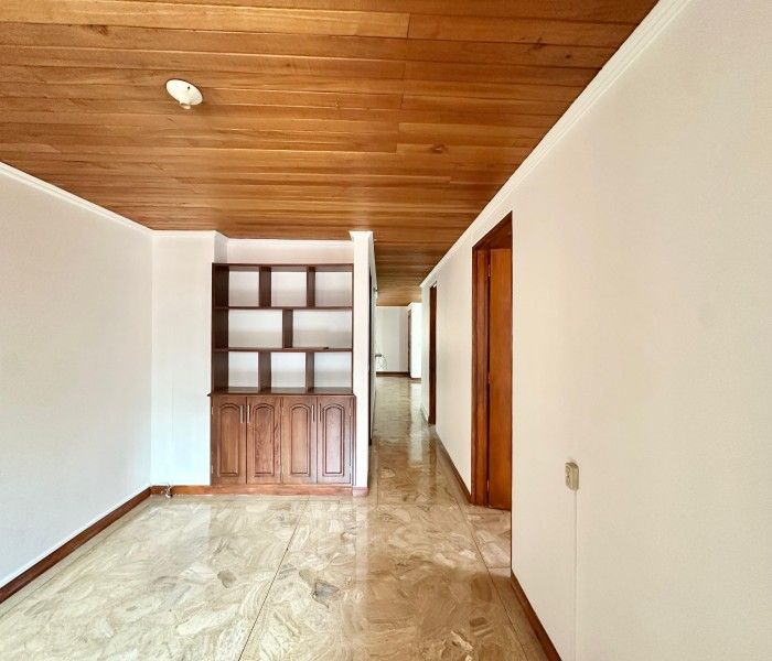 Apartamento en arriendo Antioquia Medellín El Velodromo 130 m2 Habitaciones 4 Baños 3 Garajes 1 Precio $3900000