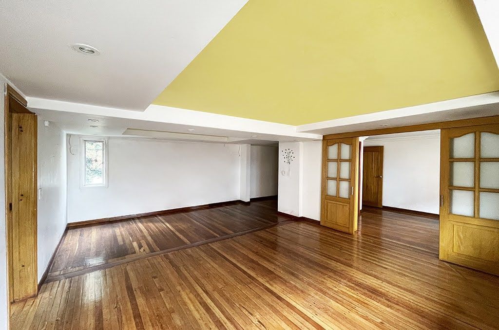 Casa en venta Cundinamarca Bogotá Pasadena 404 m2 Habitaciones 3 Baños 3 Garajes 2 Precio $1626000000