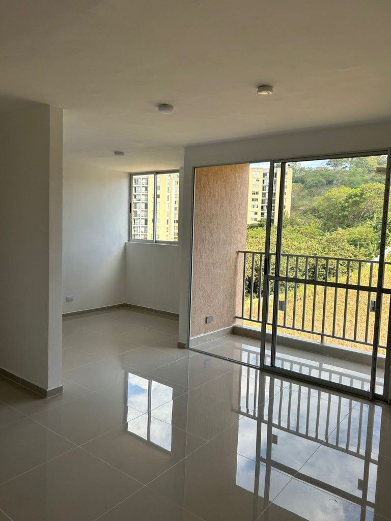 Apartamento en venta Valle Del Cauca Cali San Nicolás 56 m2 Habitaciones 2 Baños 2 Garajes 0 Precio $245000000