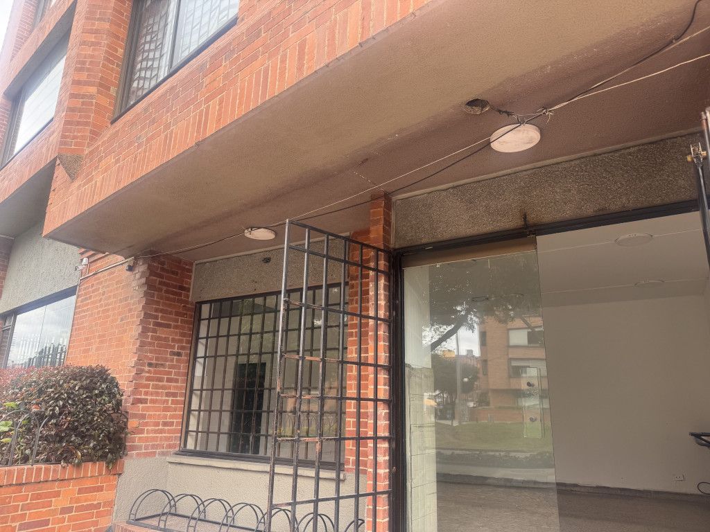 Local en arriendo Cundinamarca Bogotá Santa Barbara Central 97 m2 Habitaciones 0 Baños 0 Garajes 0 Precio $8500000