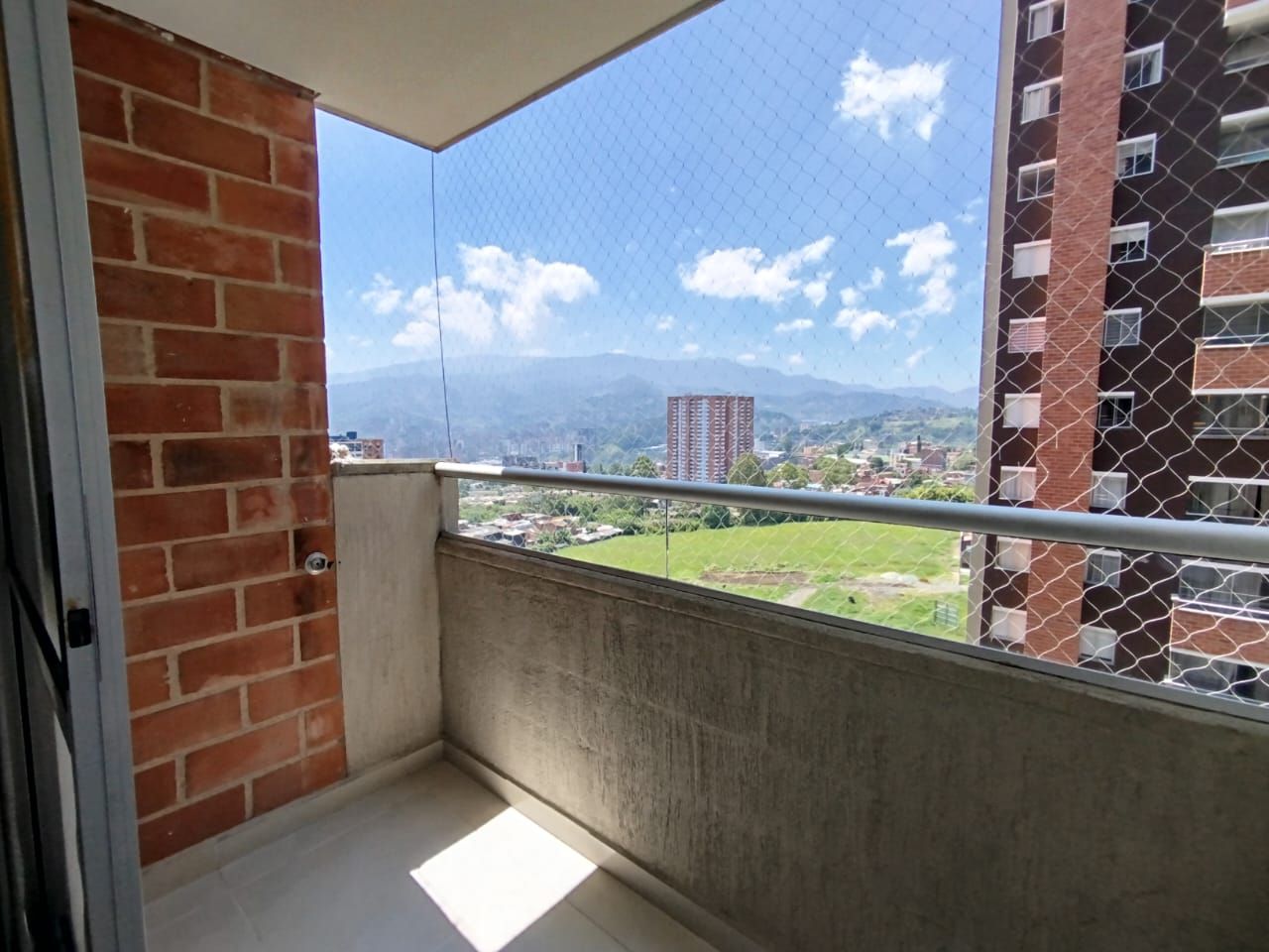 Apartamento en arriendo Antioquia La Estrella Tarapaca 55 m2 Habitaciones 2 Baños 2 Garajes 0 Precio $2400000