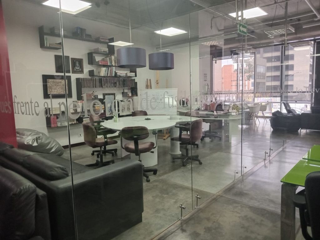 Oficina en venta Cundinamarca Bogotá Chicó Norte 77 m2 Habitaciones 0 Baños 1 Garajes 1 Precio $790000000