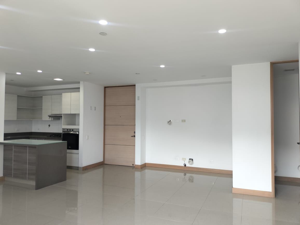 Apartamento en arriendo Antioquia Medellín Santa Maria De Los Angeles 116 m2 Habitaciones 3 Baños 3 Garajes 2 Precio $6050000