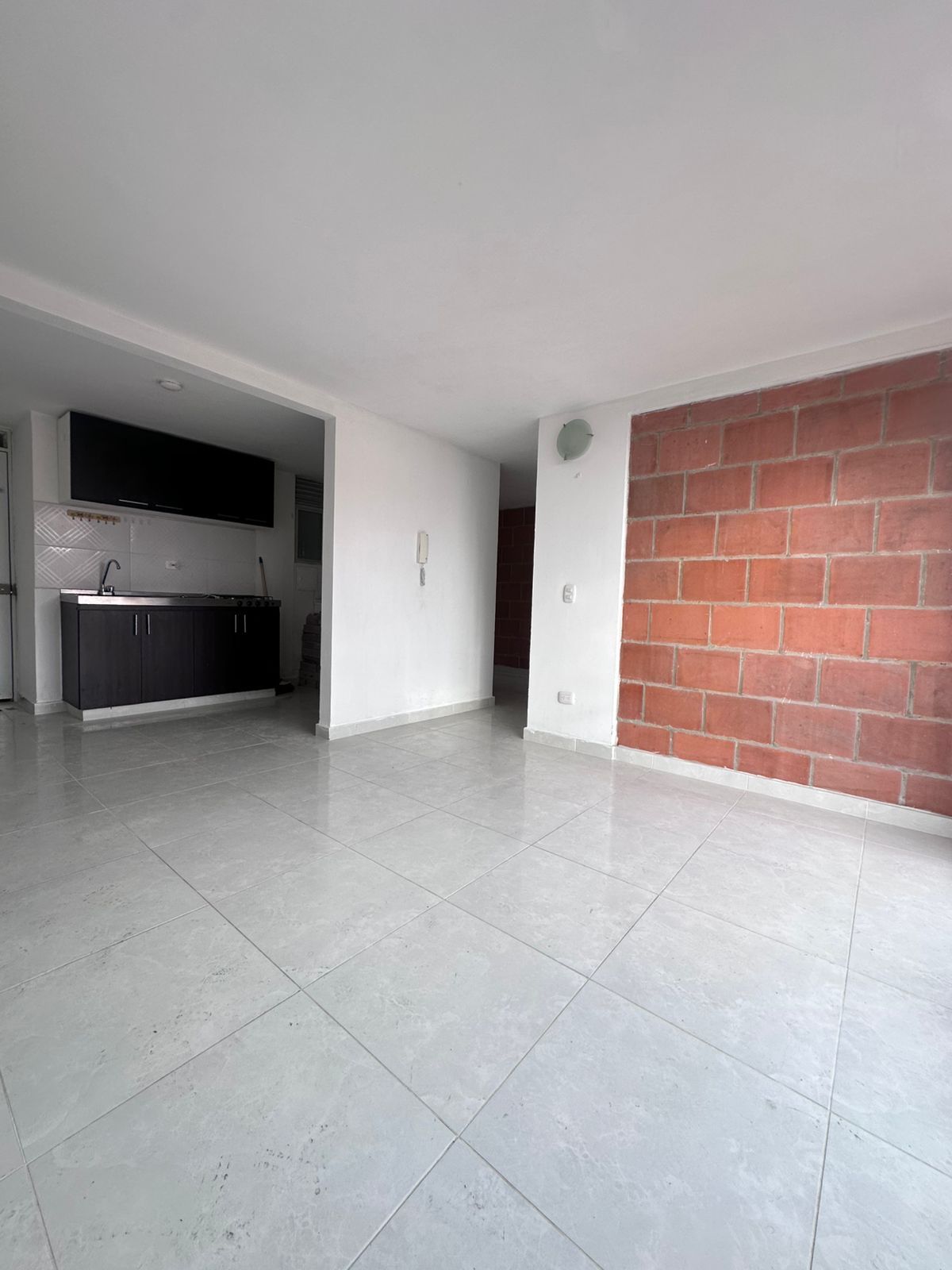 Apartamento en venta Cundinamarca Madrid Cr Fontana Ii La Prosperidad 64 m2 Habitaciones 3 Baños 2 Garajes 0 Precio $175000000