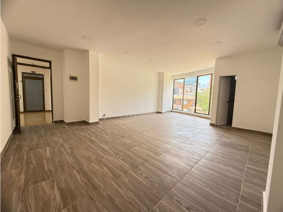 Oficina en arriendo Antioquia Medellín Astorga 44 m2 Habitaciones 0 Baños 1 Garajes 1 Precio $3200000