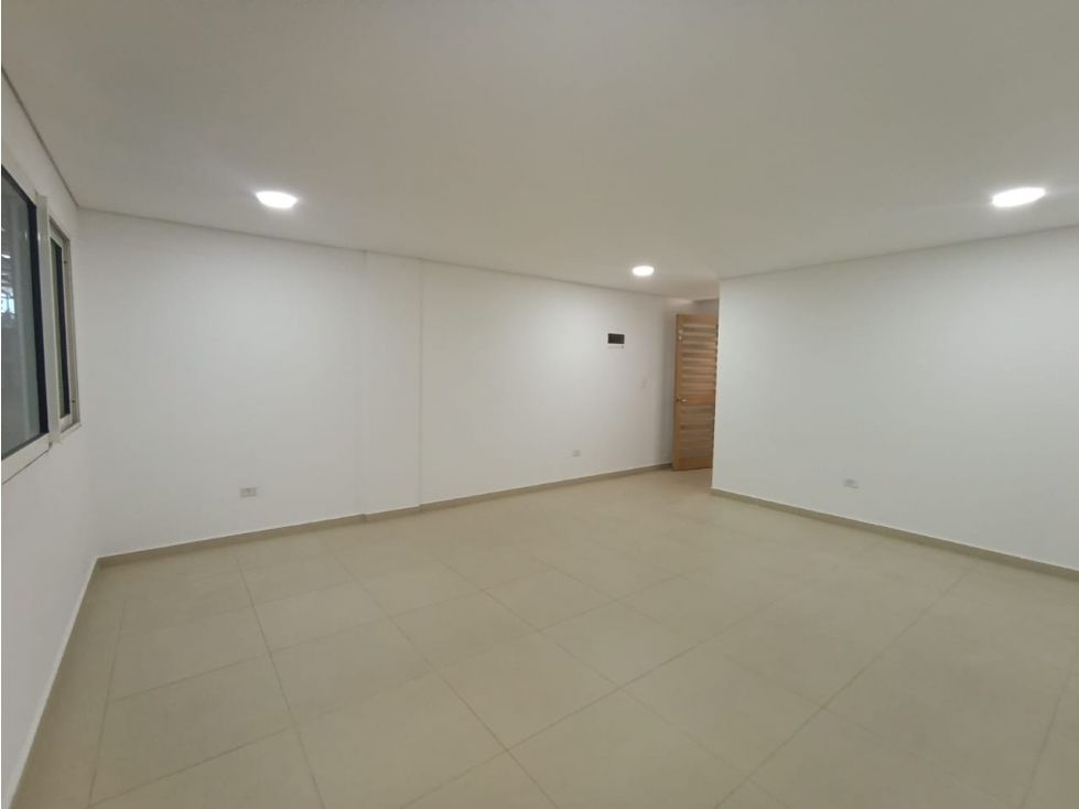 Oficina en arriendo Antioquia Rionegro Rionegro 34 m2 Habitaciones 0 Baños 1 Garajes 2 Precio $1800000