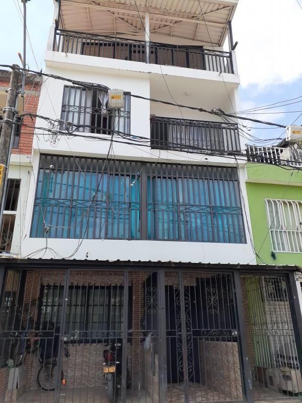 Apartamento en arriendo Valle Del Cauca Cali La Independencia 120 m2 Habitaciones 4 Baños 2 Garajes 0 Precio $1100000