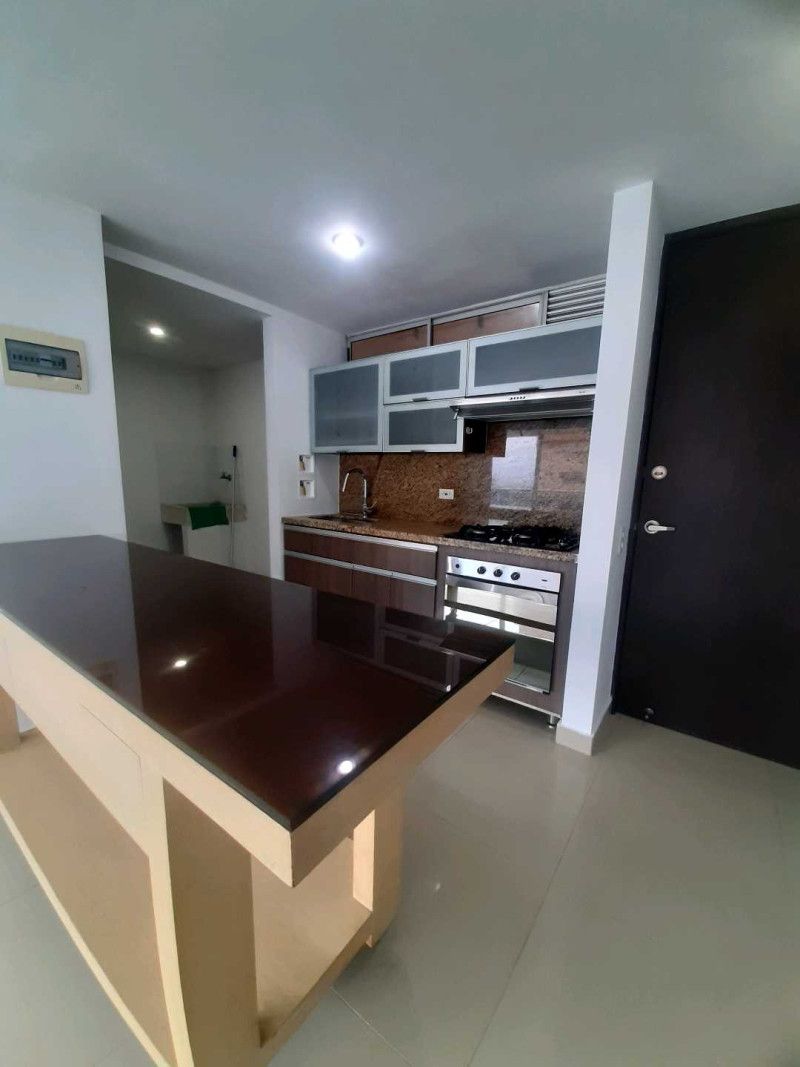 Apartamento en arriendo Antioquia Sabaneta Betania 90 m2 Habitaciones 3 Baños 2 Garajes 2 Precio $2700000