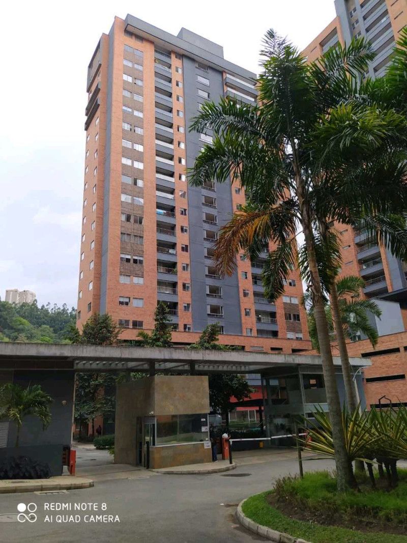 Apartamento en venta Antioquia Sabaneta Lagos De La Doctora 130 m2 Habitaciones 3 Baños 3 Garajes 2 Precio $830000000