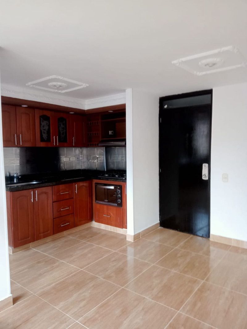Apartamento en arriendo Antioquia Medellín El Rincon 68 m2 Habitaciones 3 Baños 2 Garajes 0 Precio $2100000