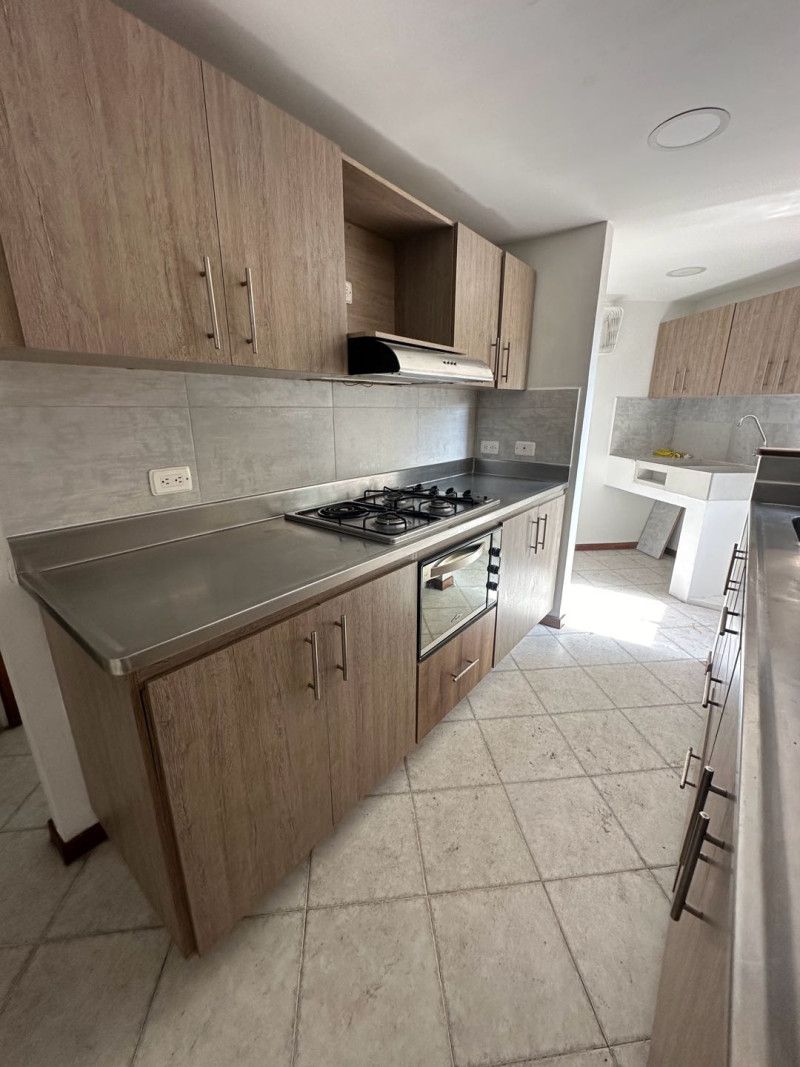 Apartamento en arriendo Antioquia Medellín La Florida 89 m2 Habitaciones 4 Baños 3 Garajes 2 Precio $4200000