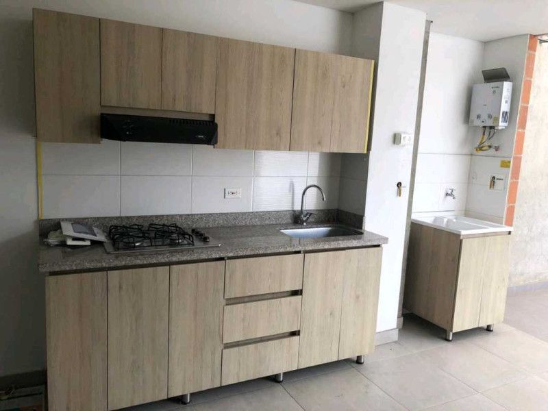 Apartaestudio en arriendo Antioquia Medellín Medellín 72 m2 Habitaciones 2 Baños 1 Garajes 0 Precio $2680010