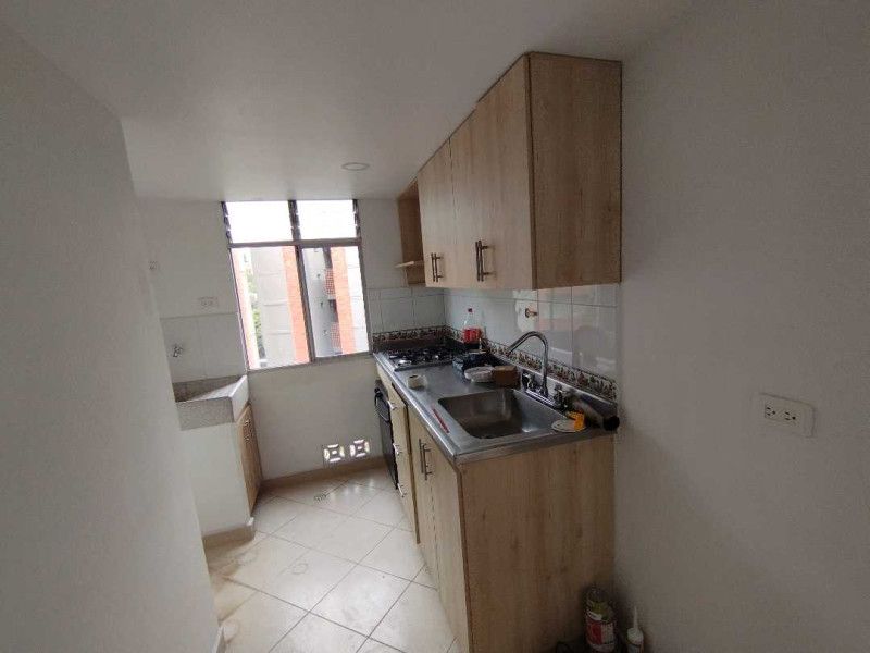 Apartamento en arriendo Antioquia Envigado Loma Del Atravesado 65 m2 Habitaciones 3 Baños 2 Garajes 1 Precio $2500000