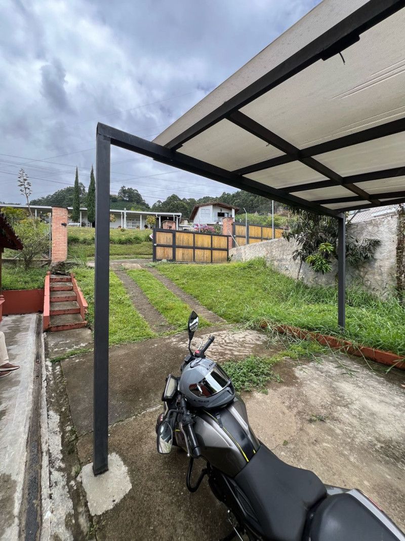 Casa Campestre en arriendo Antioquia Envigado San Rafael 400 m2 Habitaciones 3 Baños 2 Garajes 3 Precio $4000000