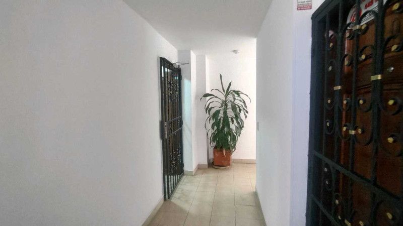 Oficina en arriendo Antioquia Medellín La Castellana 270 m2 Habitaciones 0 Baños 5 Garajes 2 Precio $5800000