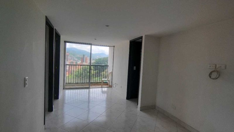 Apartamento en arriendo Antioquia Envigado La Orquídea 65 m2 Habitaciones 3 Baños 2 Garajes 0 Precio $2500000