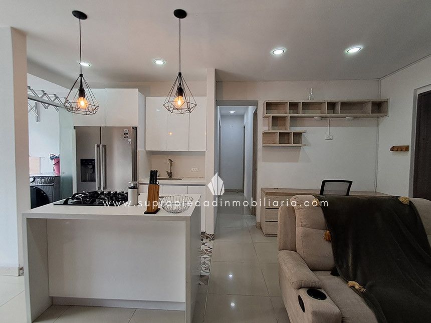 Apartamento en arriendo Antioquia Envigado Alcalá 70 m2 Habitaciones 3 Baños 2 Garajes 1 Precio $4000000
